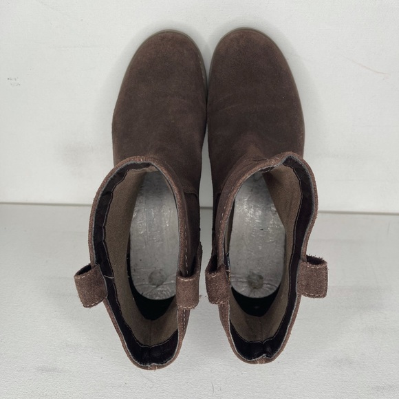 Timberland Chealsea Boots - Picture 6 of 8